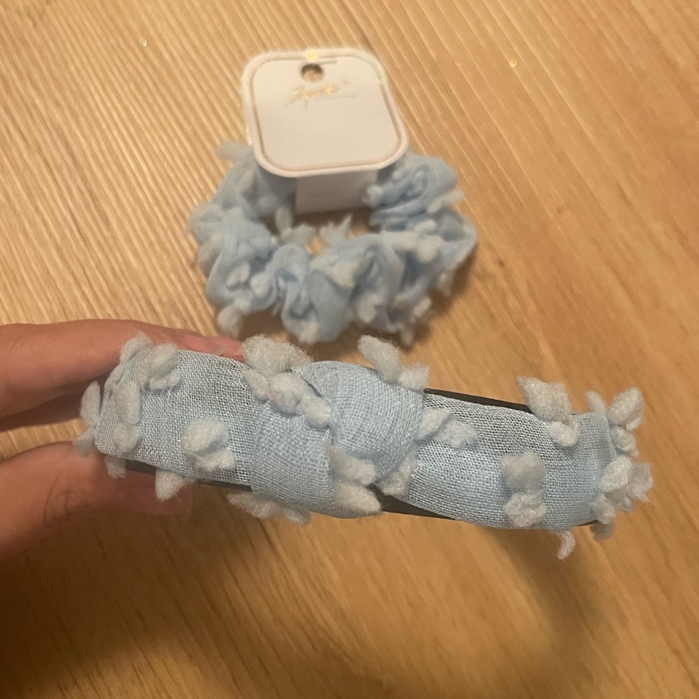 Blue Headband Set - Picture 2 of 3